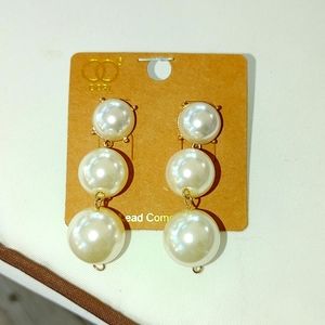 Earrings pearl